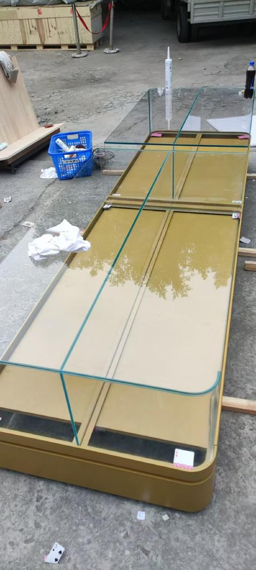 玻璃展柜 转型中的高利润新蓝海